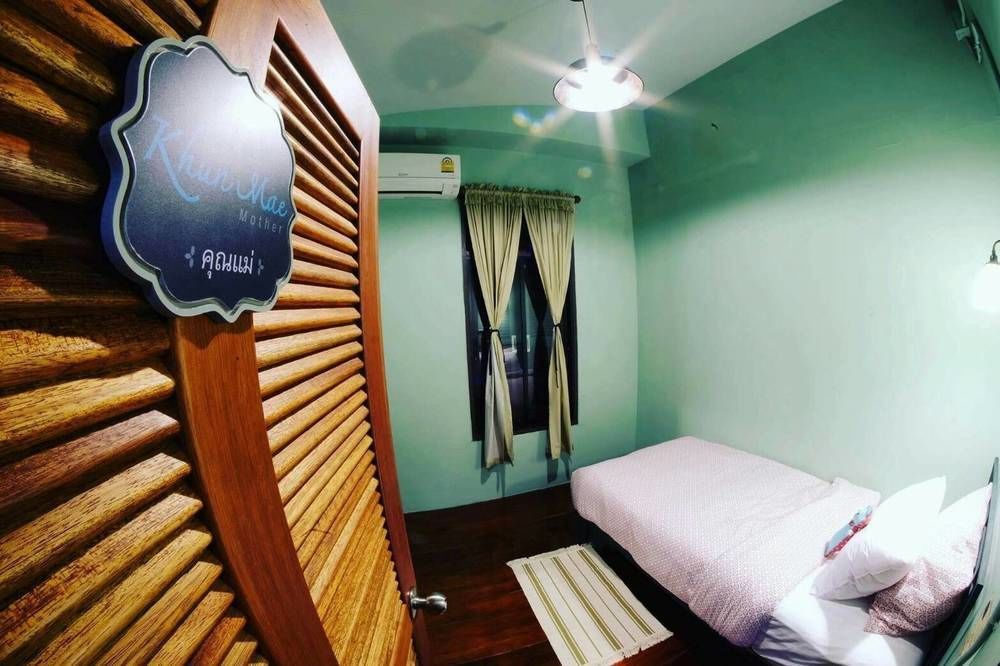 Talardkao Balcony Krabi Hostel Exterior photo